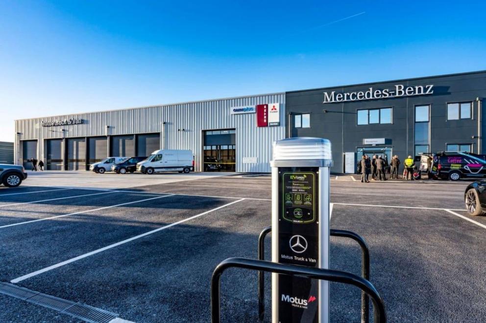 RCM SAGA étend sa présence au Royaume-Uni avec l'acquisition de Motus Truck & Van | Motus Van & Truck