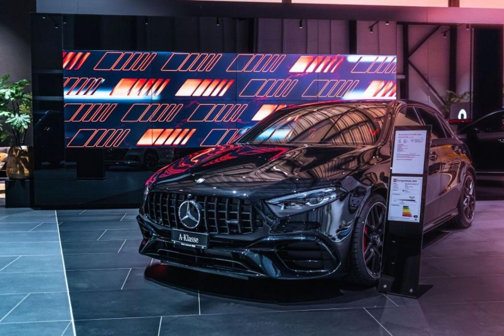 SAGA distingué "Groupe of the Year" par Mercedes-Benz Suisse