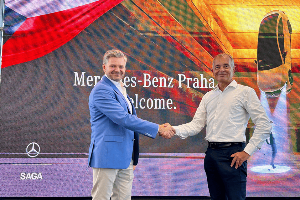 SAGA Mercedes acquiert les concessions Mercedes-Benz Prague | Ronan Chabot et Rafal Wawrzyniak